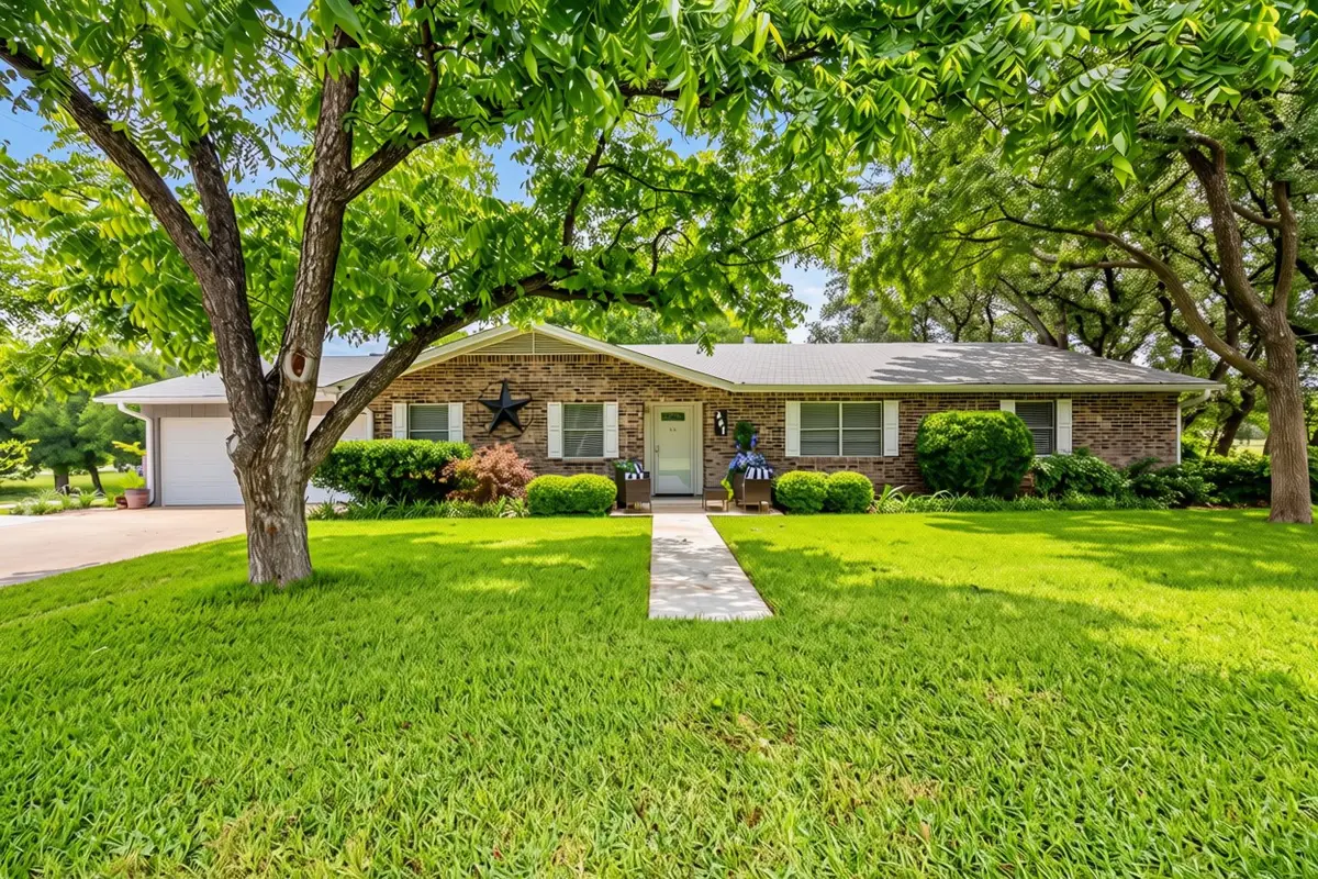 207 S Brook Street, San Saba, TX 76877 - #1