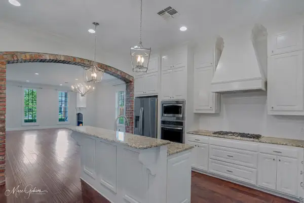 3041 Newberry Lane, Shreveport, LA 71106