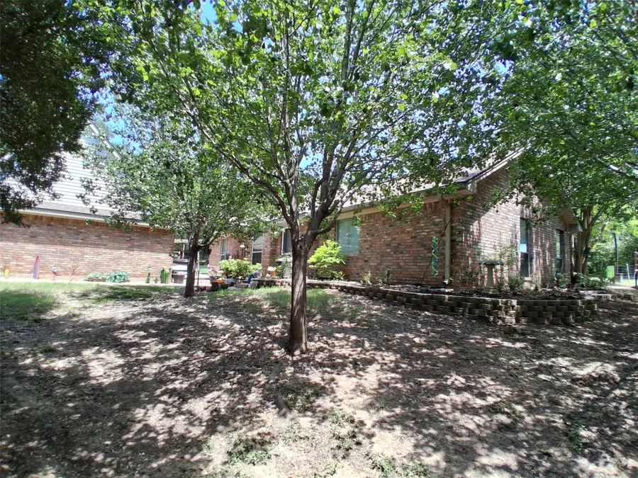 3600 Fox Ridge Road, Lorena, TX 76655 - #3