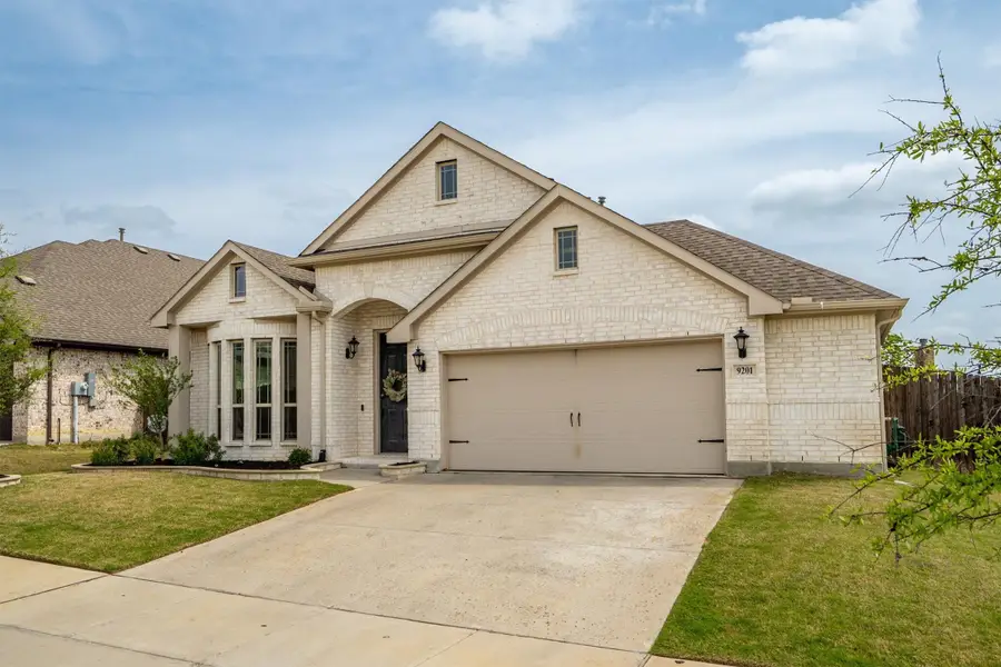 9201 Amistad Lane, Justin Roanoke, TX 76226 - #3