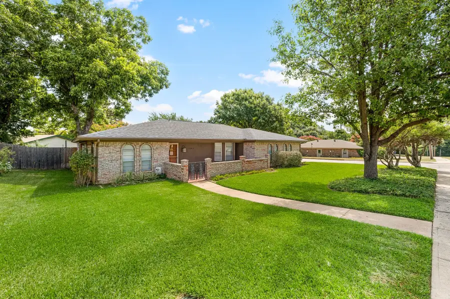 1002 Shady Brook Drive, Grapevine, TX 76051 - #3