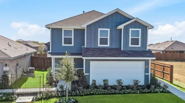 4113 Woodhill Bend Drive, Fort Worth, TX 76036