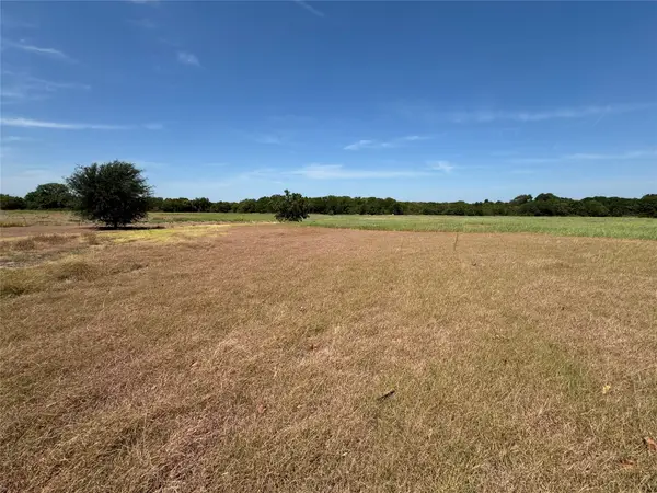 1801 Christian Road, Ennis, TX 75119