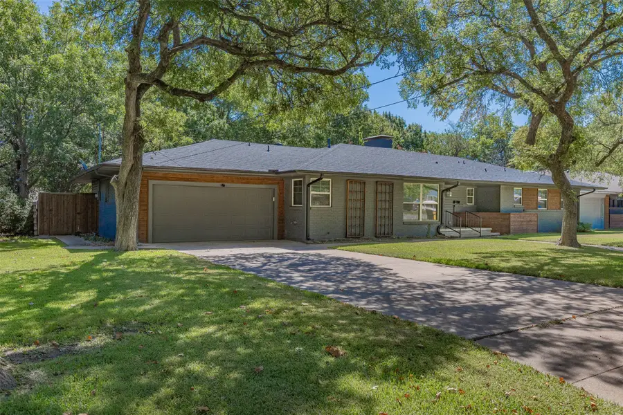 633 N Mckown Avenue, Sherman, TX 75092 - #2