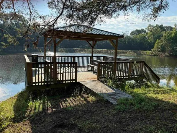21120 Fm 16 W, Lindale, TX 75771