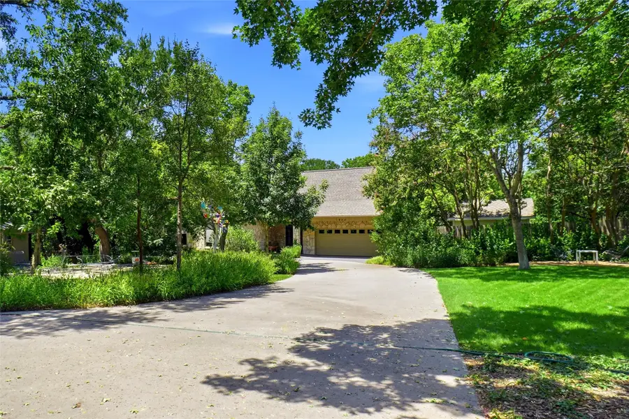 1924 Kensington Drive, Fort Worth, TX 76110 - #2