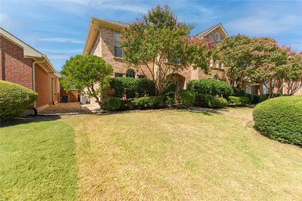1812 Canoe Way, Carrollton, TX 75010