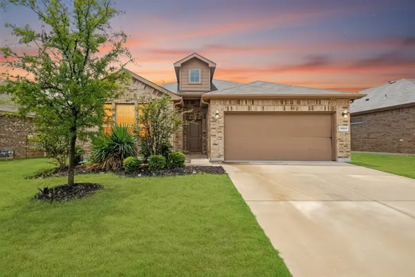 15957 Charing Cross Drive, Fort Worth, TX 76247