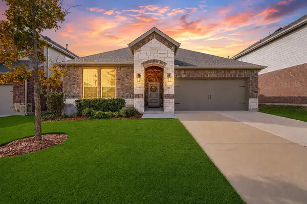3227 Texas Trail, Aubrey, TX 76227