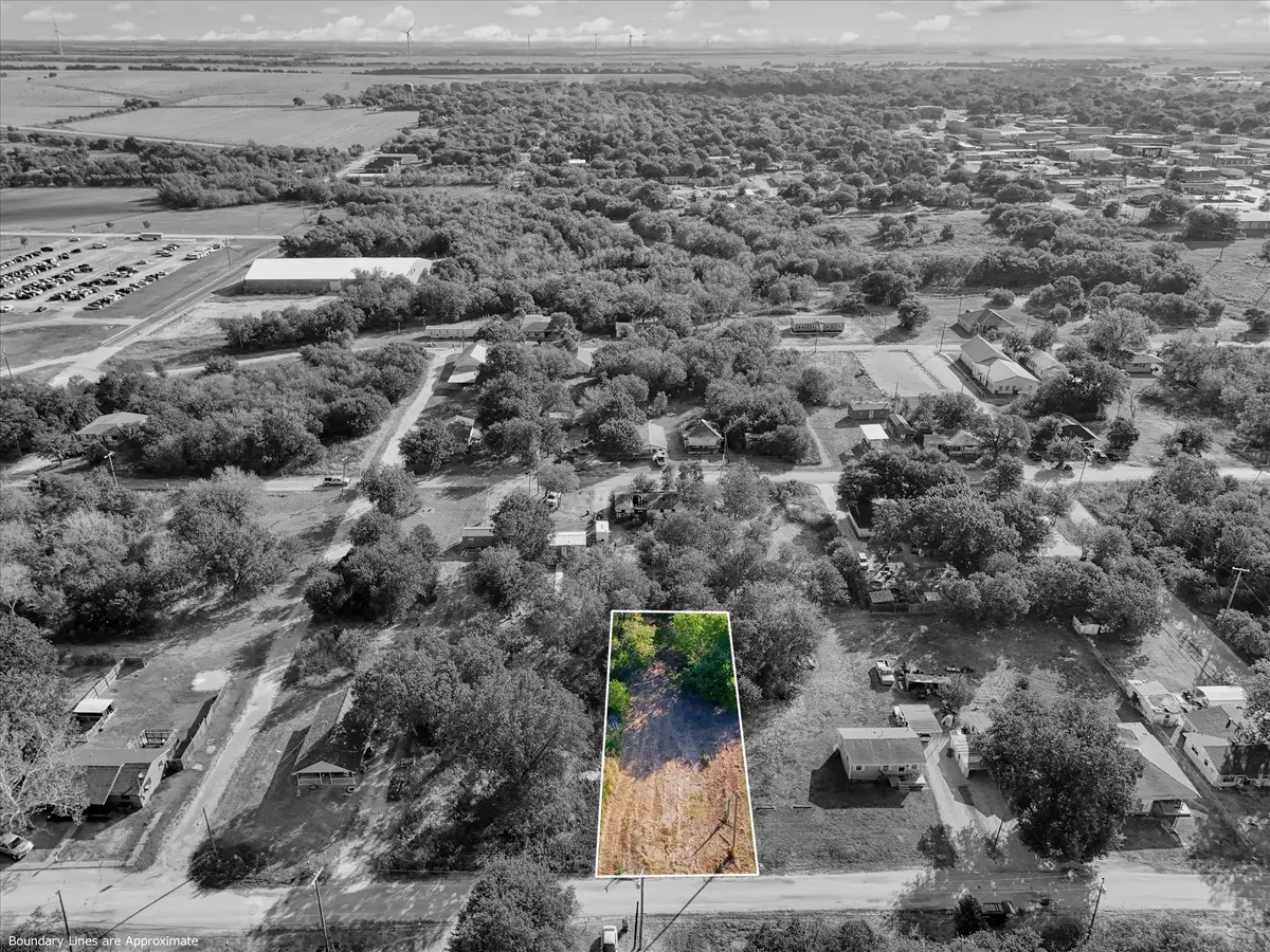 312 N Waco Street, Mart, TX 76664 - #1