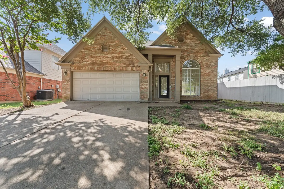 8005 Cloverglen Lane, Fort Worth, TX 76123 - #1