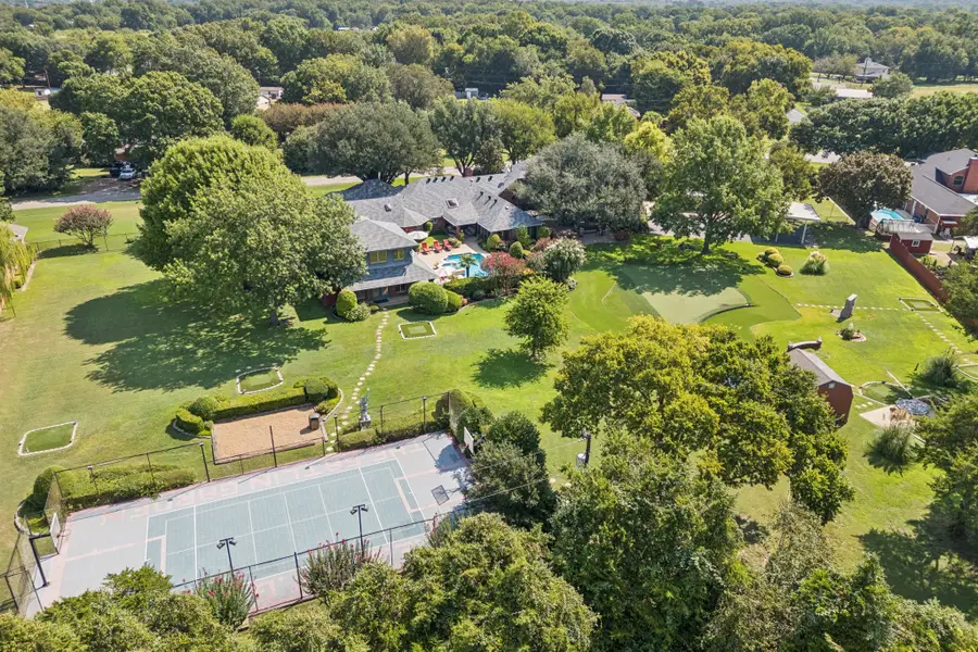201 Oakwood Drive, Lancaster, TX 75146 - #2