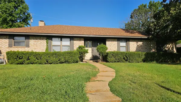 3009 Jennifer Avenue, Denison, TX 75020