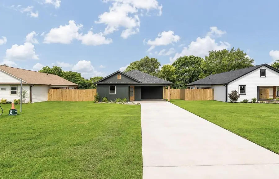 423 S Bonner Street, Jacksonville, TX 75766 - #2