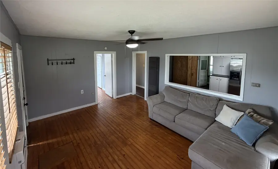 267 N Katy Road, Elm Mott, TX 76640 - #2