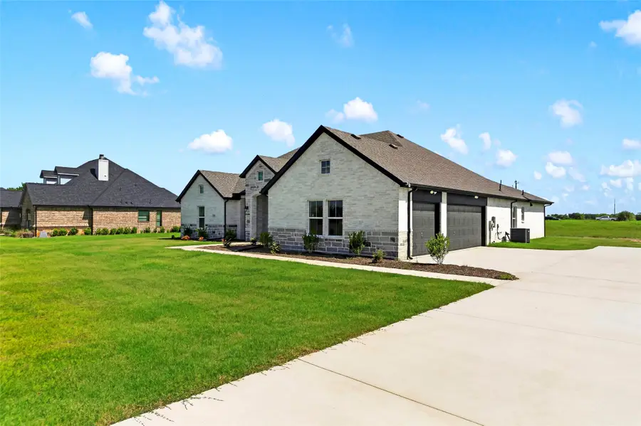 1209 Deerfield Drive, Wills Point, TX 75169 - #3