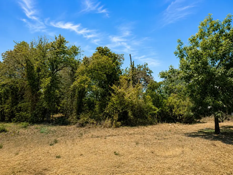 1156 Mansfield Avenue, Fort Worth, TX 76104 - #3