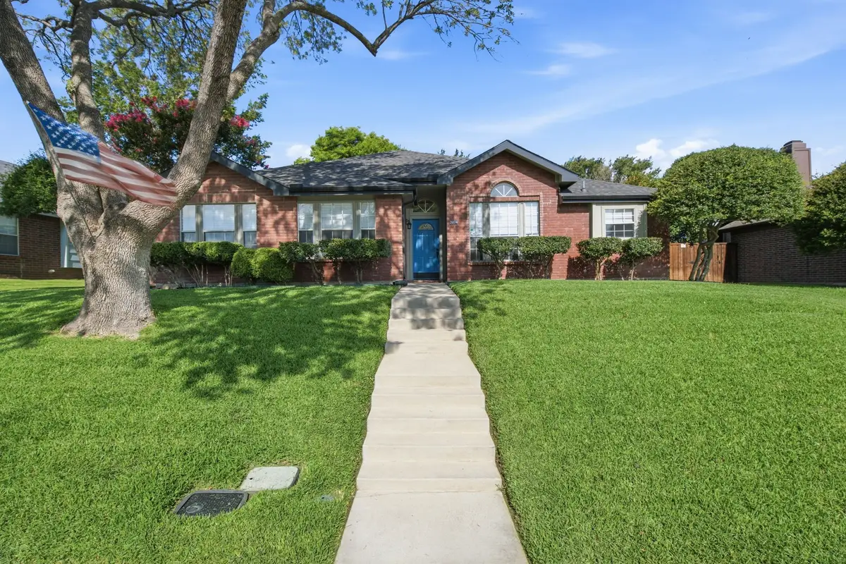 2074 Briarcliff Road, Lewisville, TX 75067 - #1