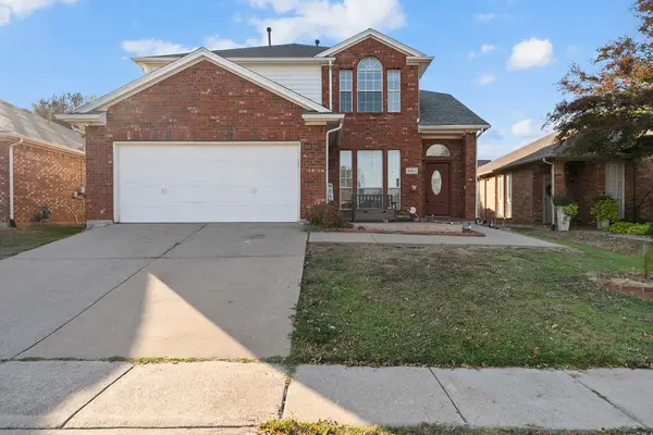 5921 Ash Flat Drive, Fort Worth, TX 76131