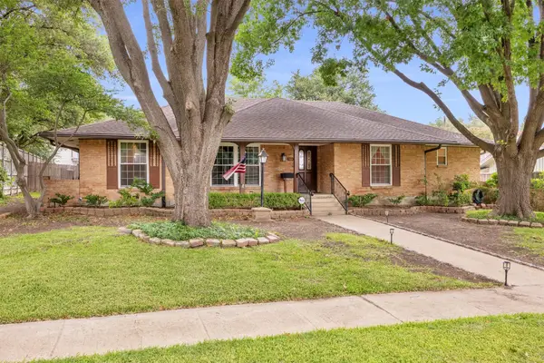 7959 Greenhollow Lane, Dallas, TX 75240