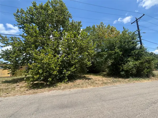406 N Neal Street, Commerce, TX 75428
