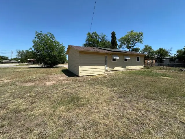 804 Columbia Street, Stamford, TX 79553 - #3