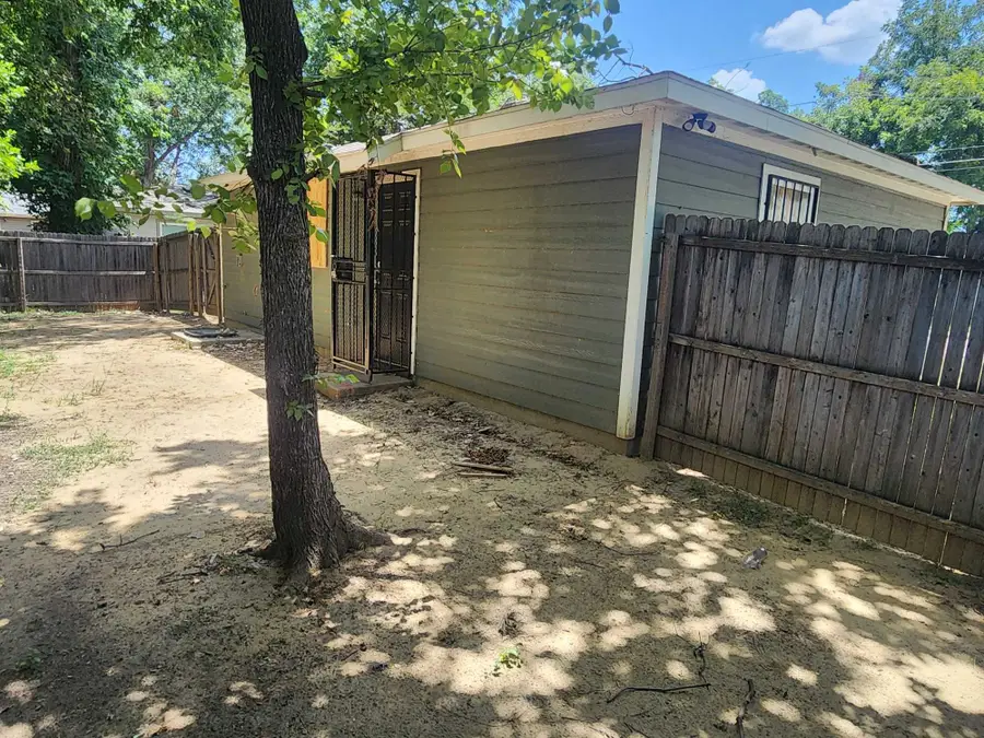 3803 Kenilworth Street, Dallas, TX 75210 - #3