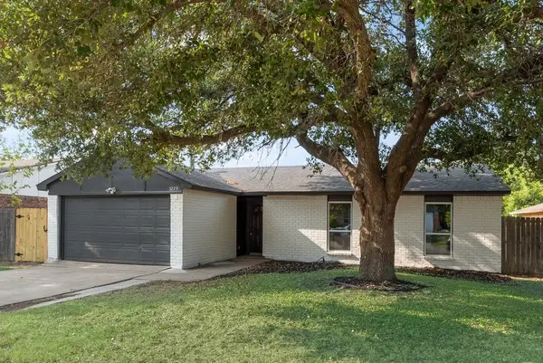 5229 Nash Drive, The Colony, TX 75056