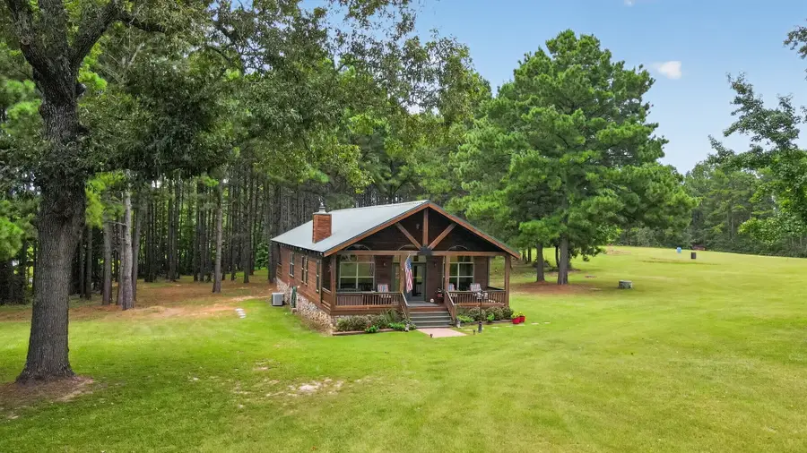 200 Equestrian Circle, Jefferson, TX 75657 - #2