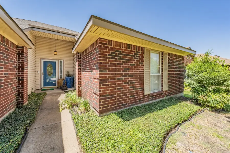1108 Middlebury Lane, Euless, TX 76040 - #3