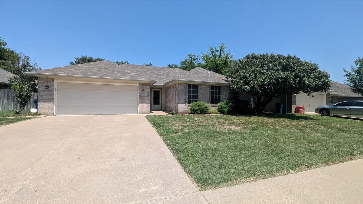 916 Heberle Drive, Burleson, TX 76028 - #1