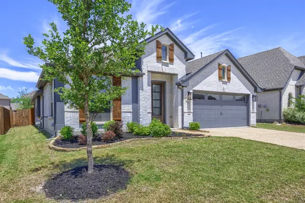 1003 Pecan Glen Drive, Melissa, TX 75454