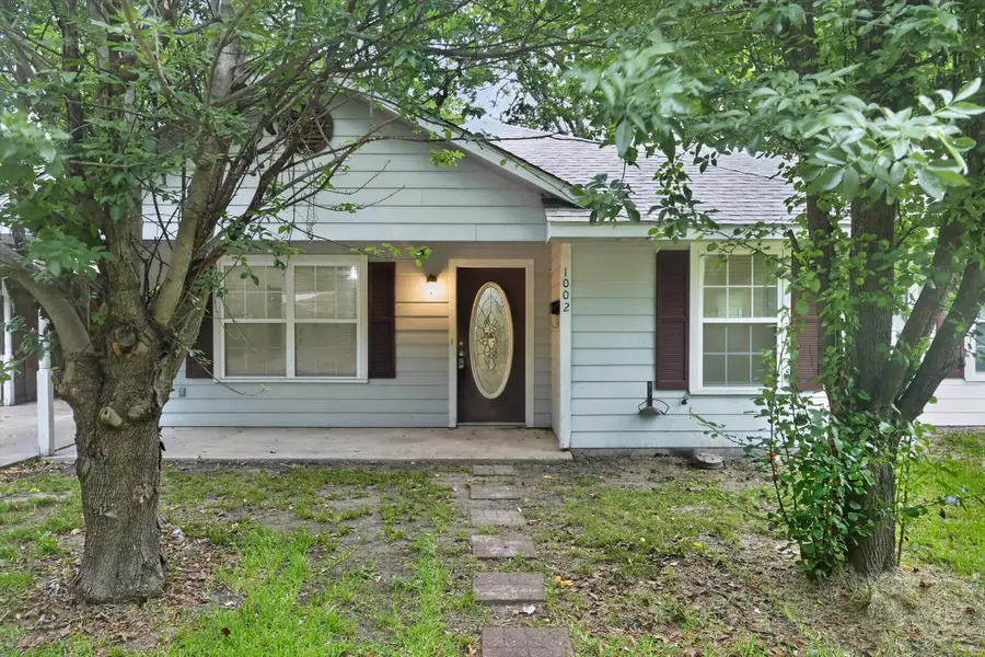 1002 Pine Street, Bonham, TX 75418 - #3