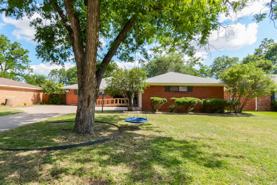 2233 River Oaks Circle, Abilene, TX 79605 - #2