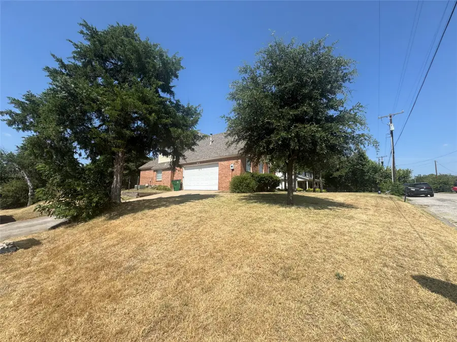 201 E Collom Street, Decatur, TX 76234 - #3