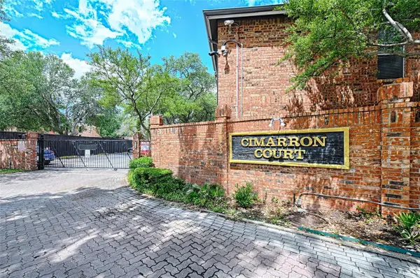 18333 Roehampton Drive #714, Dallas, TX 75252