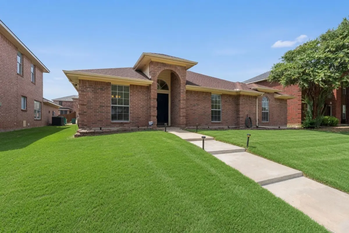 412 Sugar Mill Road, Cedar Hill, TX 75104 - #1