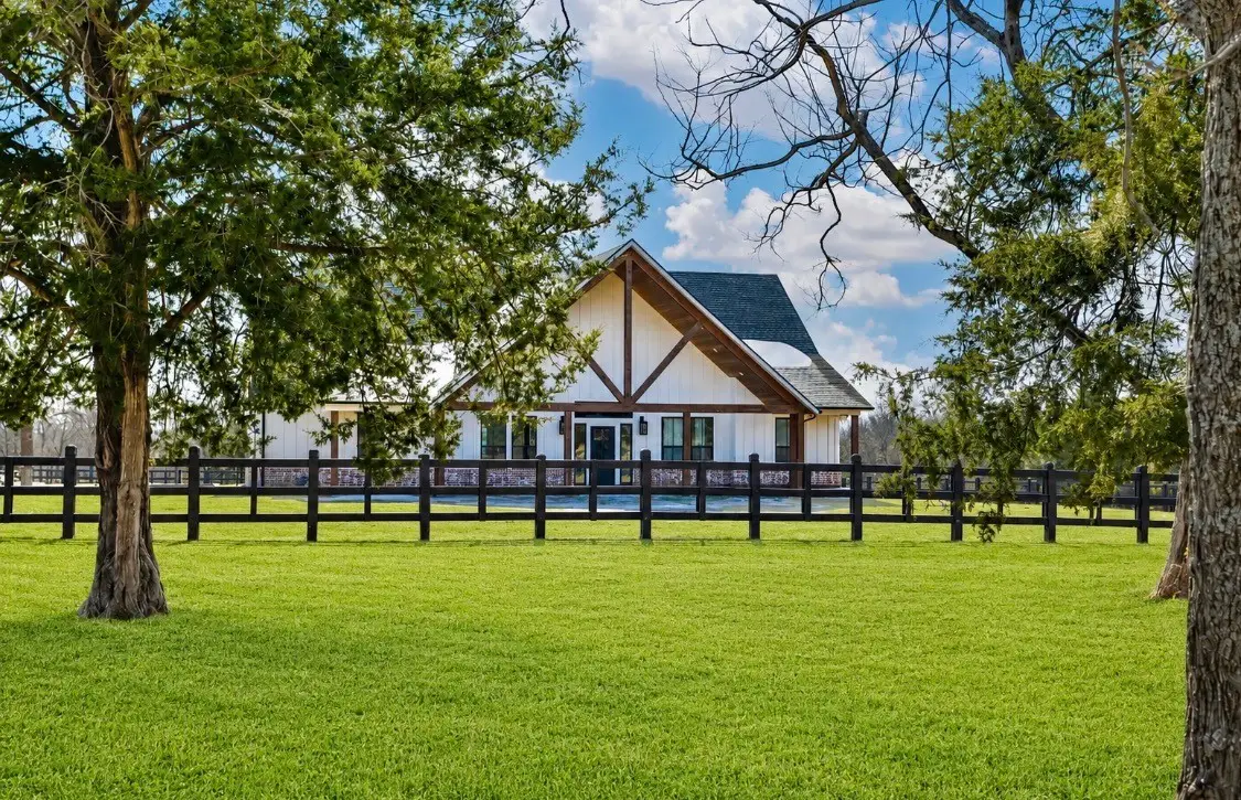 1205 Northshore Lane, Valley View, TX 76272 - #1