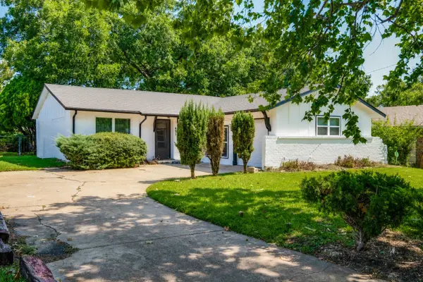 451 Southport Drive, Dallas, TX 75232