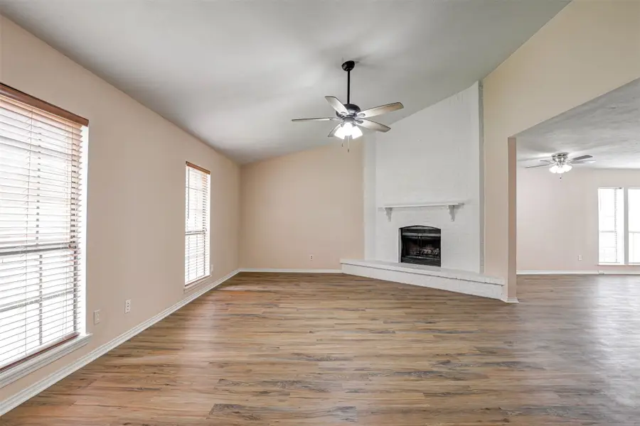 4814 Trailwood Drive, Grand Prairie, TX 75052 - #3