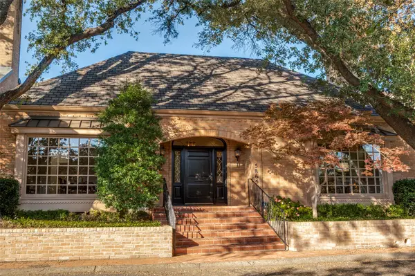 5865 Farquhar Lane, Dallas, TX 75209
