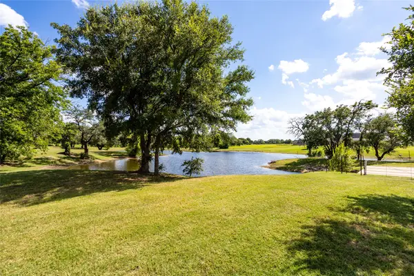 505 Acorn Trail, Granbury, TX 76049