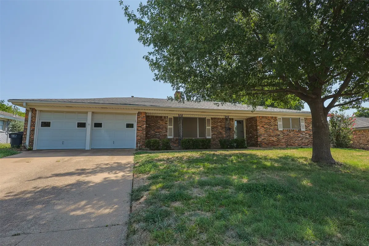 7601 Trimble Drive, Fort Worth, TX 76134 - #1