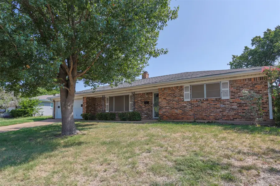 7601 Trimble Drive, Fort Worth, TX 76134 - #2