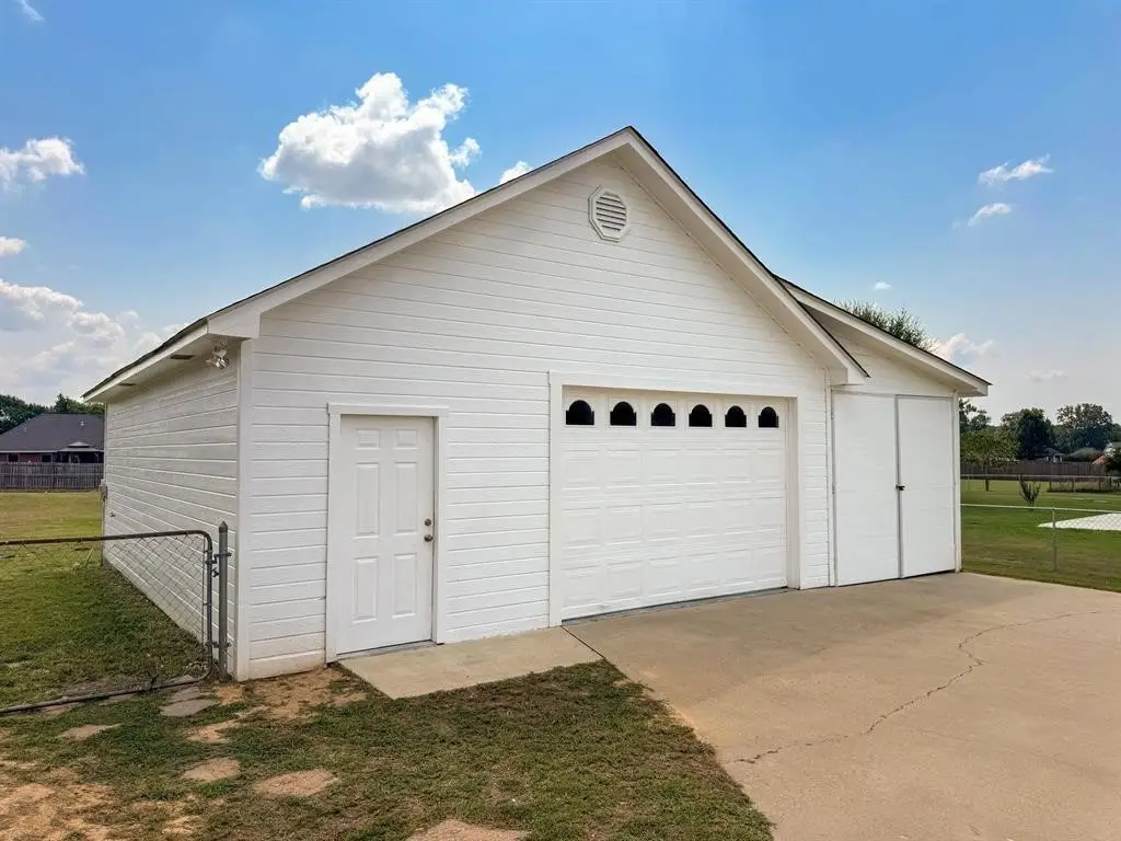 9 Willow Bend, New Boston, TX 75570 - #1