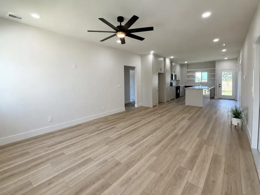 413 N Cleburne Whitney Rd, Rio Vista, TX 76093 - #3
