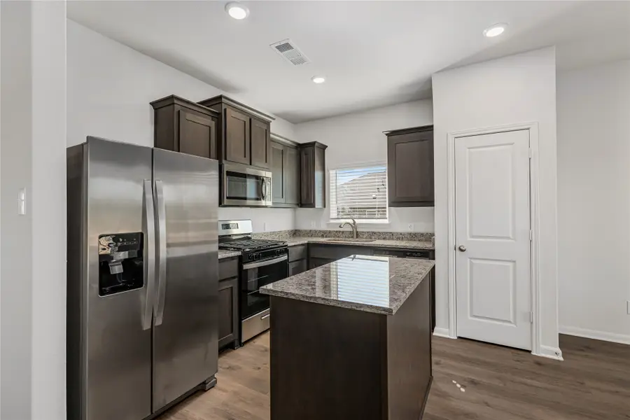 904 Cawthorne Trail, Fort Worth, TX 76108 - #2