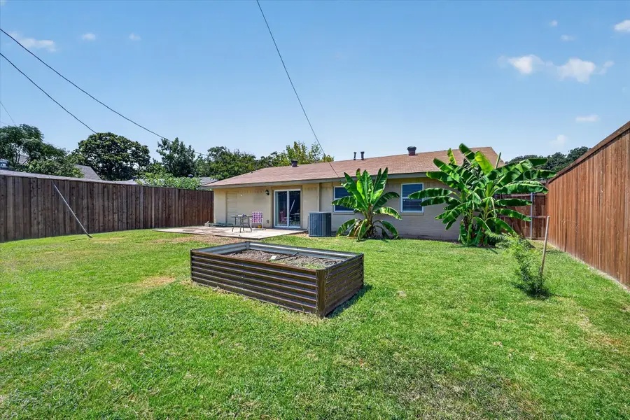250 S Shore Place, Lewisville, TX 75067 - #2