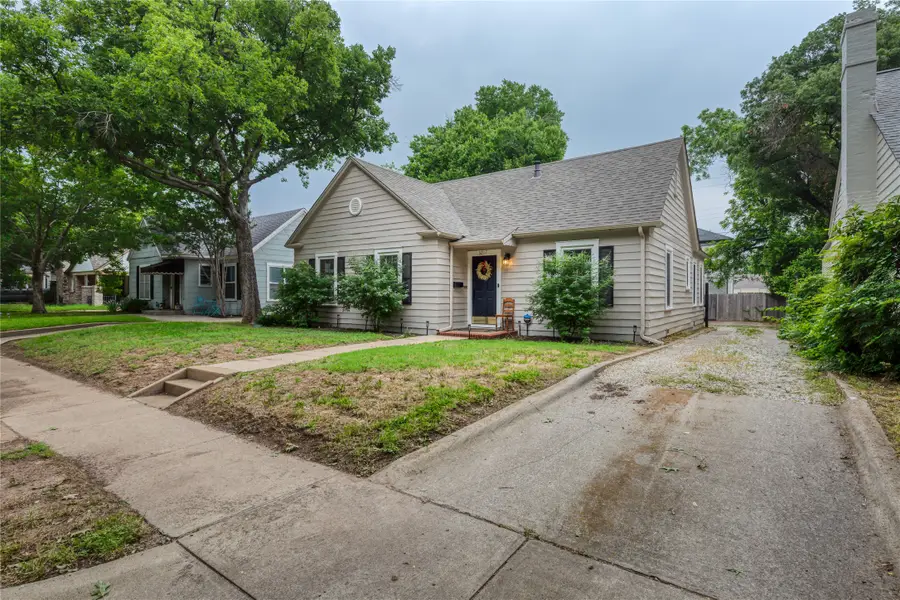 3217 Waits Avenue, Fort Worth, TX 76109 - #3