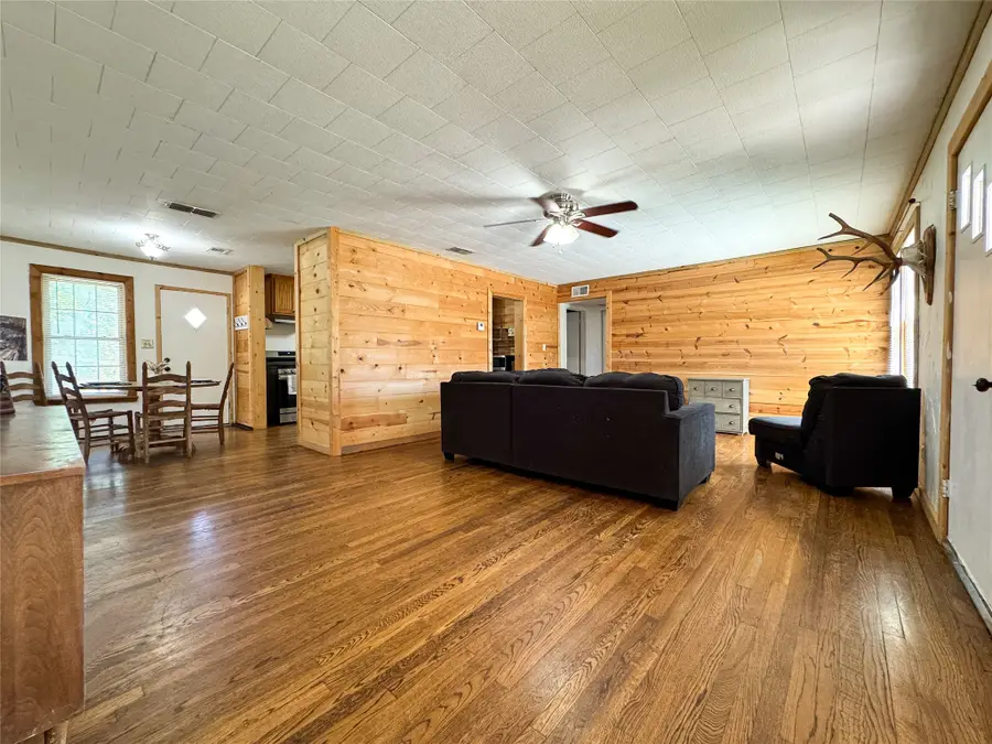 1207 Taylor Avenue, Rule, TX 79547 - #2